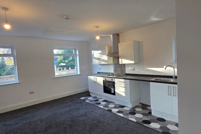 Flat 5, Stockport photo 2