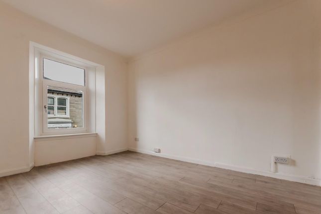 2, Ochil Street, Tillicoultry photo 5