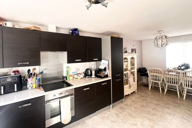 17, Mercia Close, Highbridge photo 4