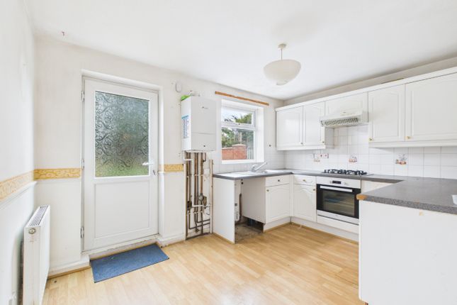 15, Coronet Close, Hull photo 4
