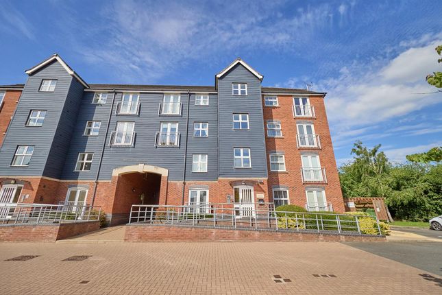 Thumbnail Flat for sale in Long Meadow Drive, Hinckley
