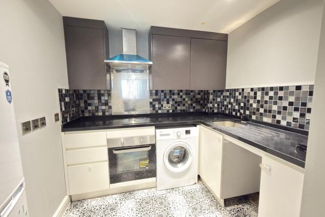 2, Rana Court, 46 London Road, Luton photo 2