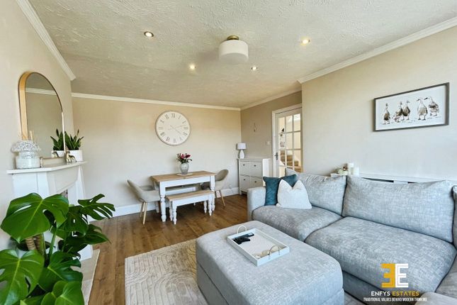 14, Rhiw Grange, Colwyn Bay photo 4