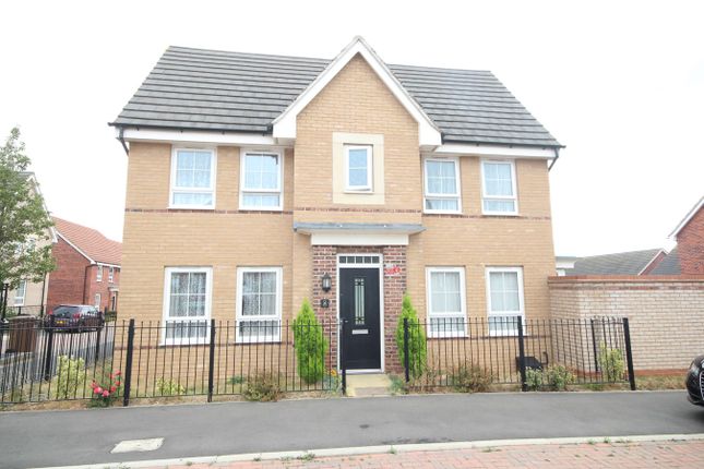 Thumbnail Detached house to rent in Talbot Road North, Wellingborough