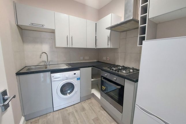 Thumbnail Property to rent in Eastern Avenue, Ilford