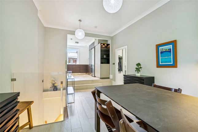 Ft 4, 9, Compayne Gardens, London photo 3