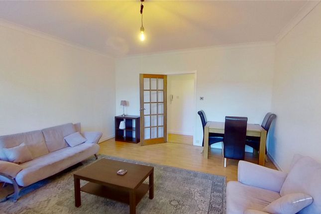 Flat to rent in St Andrews Square, Glasgow