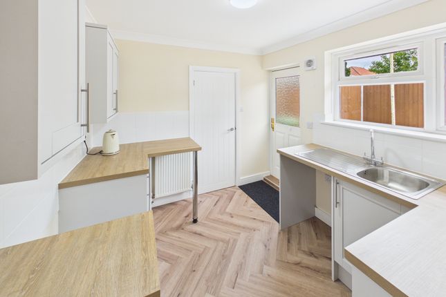 108, Retreat Estate, Downham Market photo 4