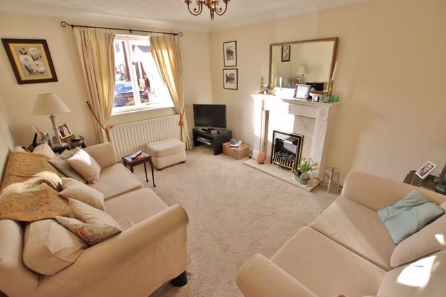 Terraced house for sale in Neston Road, Willaston, Cheshire