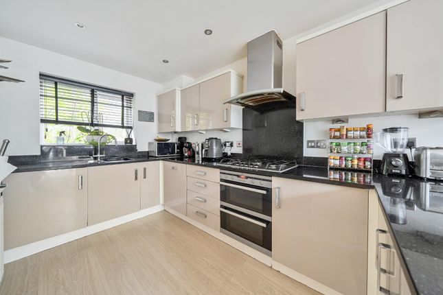 4, Hawley Drive, West Malling photo 3