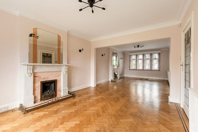 29, Cavendish Drive, Edgware photo 4