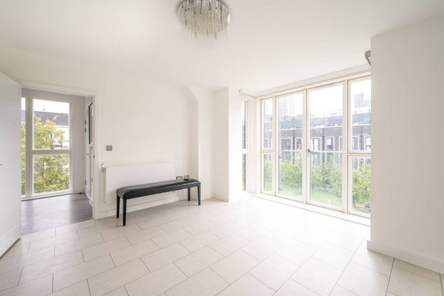 Semi-detached house to rent in Kierin Road, Stratford, London