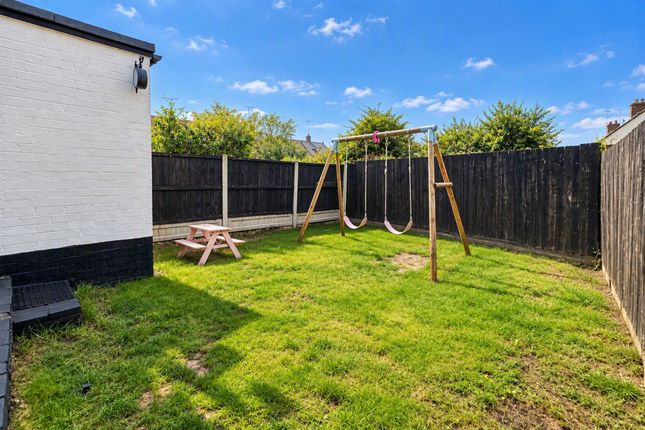 37 Morris Avenue, Billericay photo 2
