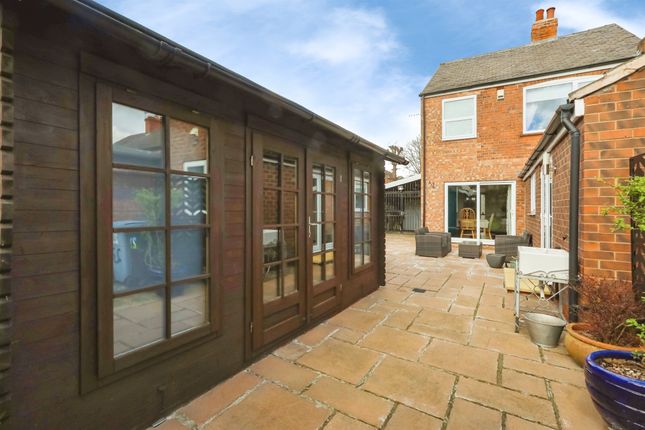 23, North Road, RETFORD photo 2