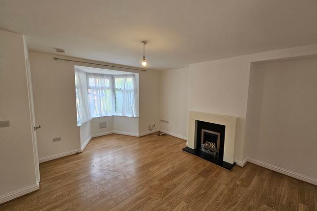 98, Poole Crescent, Birmingham photo 2