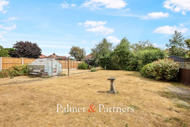 5, Baden Powell Drive, Prettygate, Essex photo 4