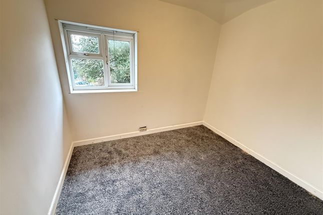 10, Sycamore Road, Wednesbury photo 5