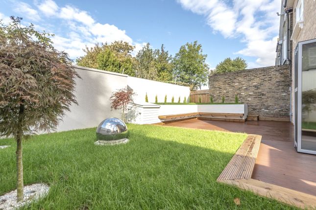 159, Perry Vale, London photo 4