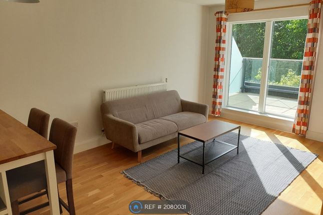 Thumbnail Flat to rent in Quayside House, London