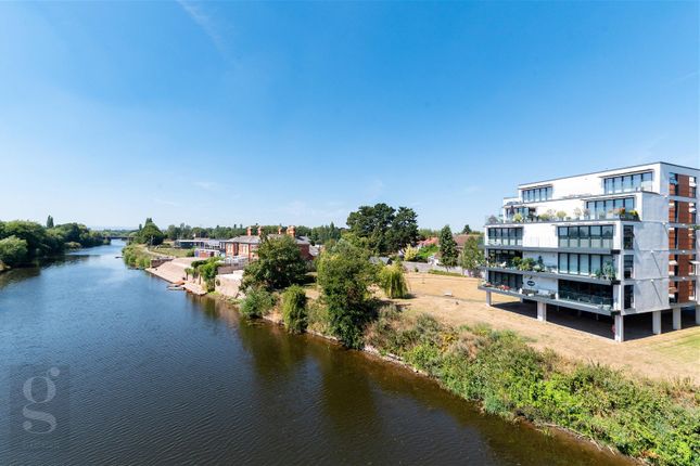 Flat for sale in Greyfriars Avenue, Hereford