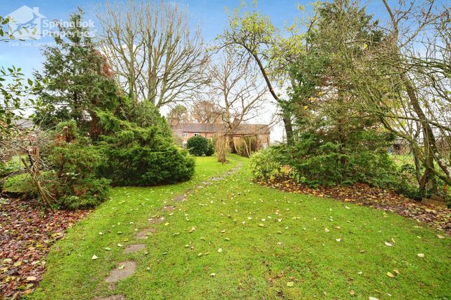 Terraced house for sale in South Row, Wellers Town Road, Chiddingstone, Kent