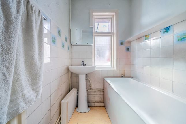 183, Wimpson Lane, Southampton photo 4