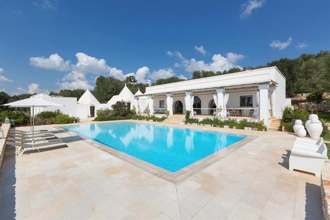 Villa for sale in Ostuni, Puglia, 72017, Italy