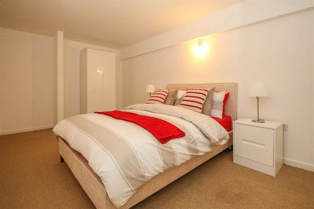 129 Victoria Mill, Houldsworth Street, Stockport photo 5