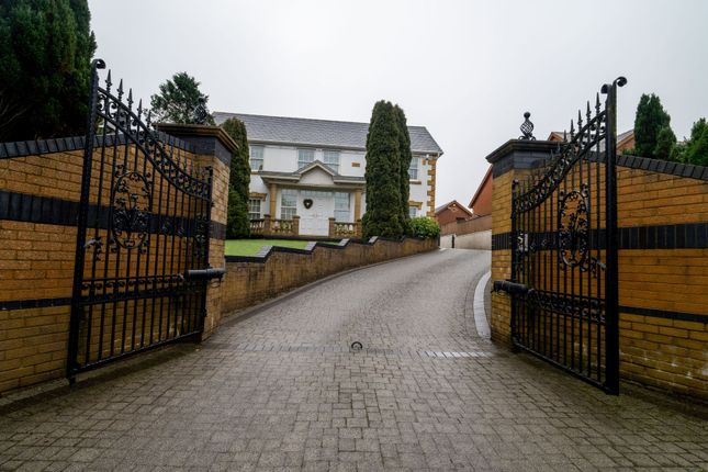 52 Bethania Road, Llanelli photo 2