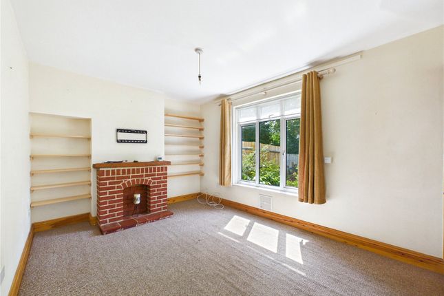 Rose Cottage, 1, Mill Lane, Ipswich photo 2