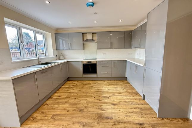 Cartref Ni, 23, Gorsddu Terrace, Llanelli photo 3