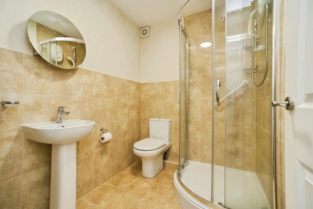 26, Borrowdale Croft, Leeds photo 4