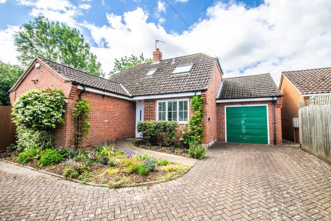 Thumbnail Detached house to rent in Ickleton Road, Duxford, Cambridge