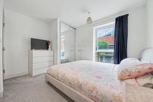6 Amazon House, John Thornycroft Road, Southampton photo 4