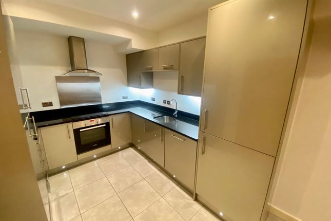 Apt 34, Nottingham photo 3