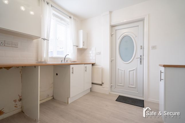 3, Ruskin Avenue  (E), Houghton-le-Spring photo 5