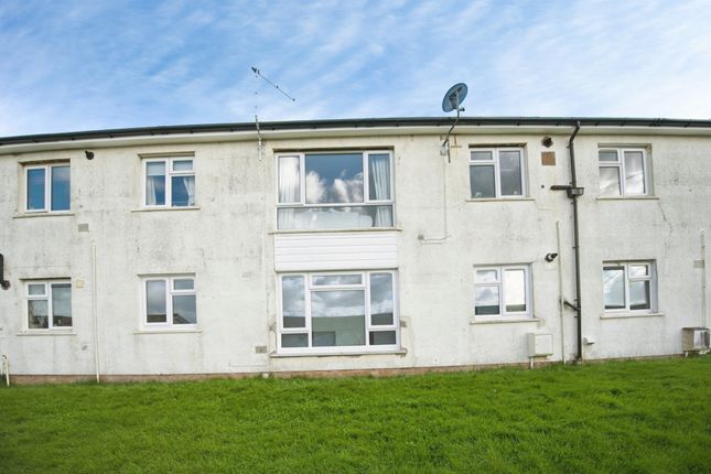 2-bed flat on 283, Maes-Y-Felin, Bridgend, £50,000