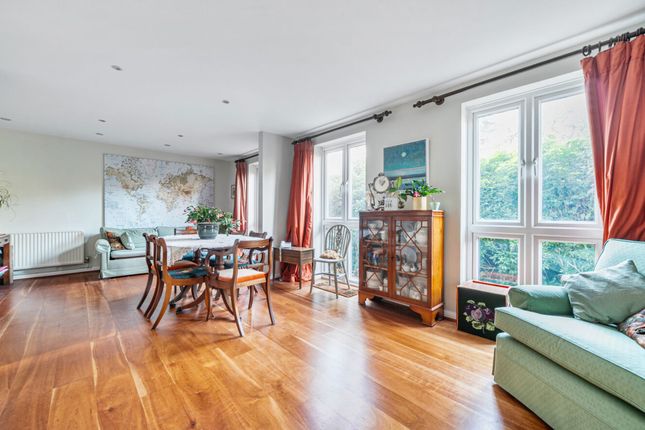 1 Jubilee Terrace, Chichester photo 3