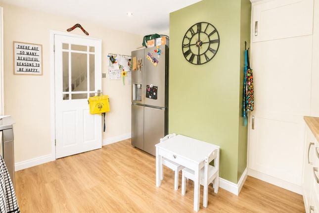 29, Molland Lea, Canterbury photo 4