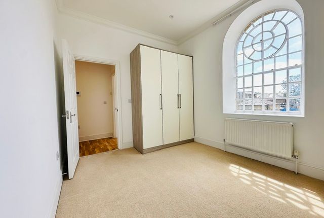 Clerkenwell House, Hilda Road, Hanwell Borders  photo 3