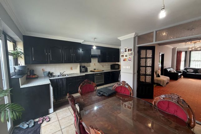 8, Geary Road, London photo 5
