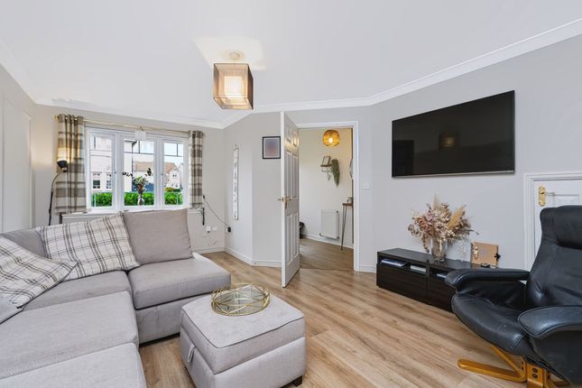 30 Forrester Street, Falkirk photo 2