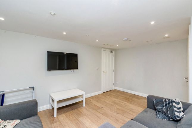 5 Bed, 11, East Street, Brighton photo 4
