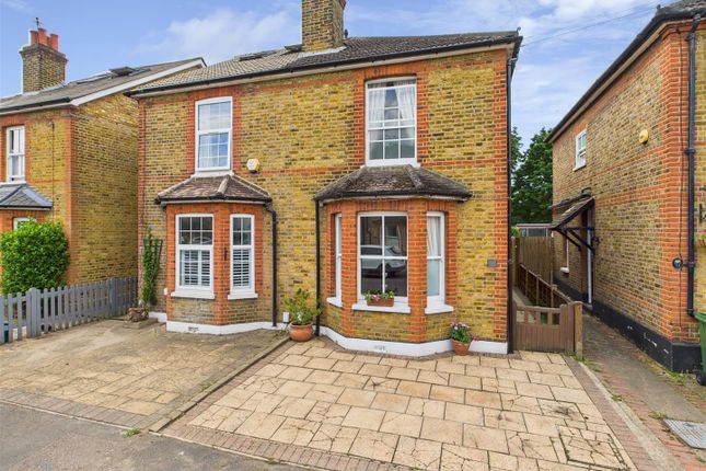 2-bed house on 56, Albany Road, Walton-On-Thames, £550,000