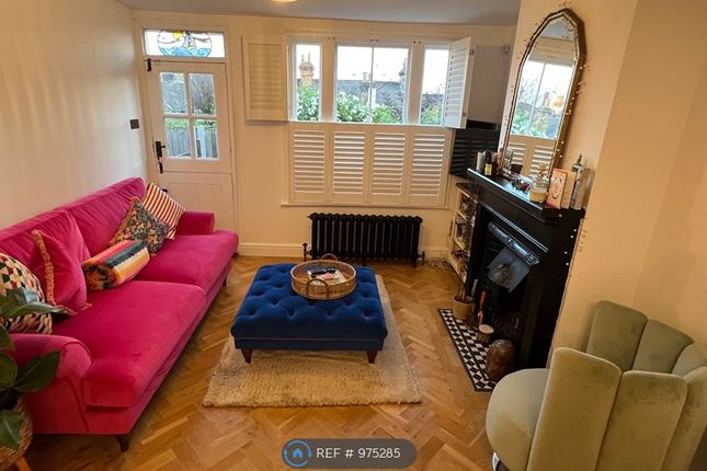 Norman Place, Church Hill, Leigh-On-Sea photo 3