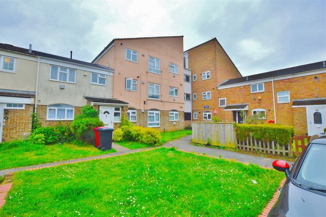 1-bed flat on 36, Pennine Road, Slough, £175,000