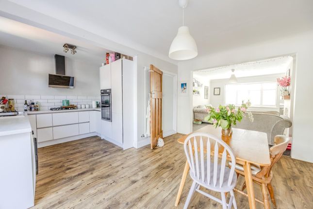 27, Darenth Road, Leigh on Sea photo 4