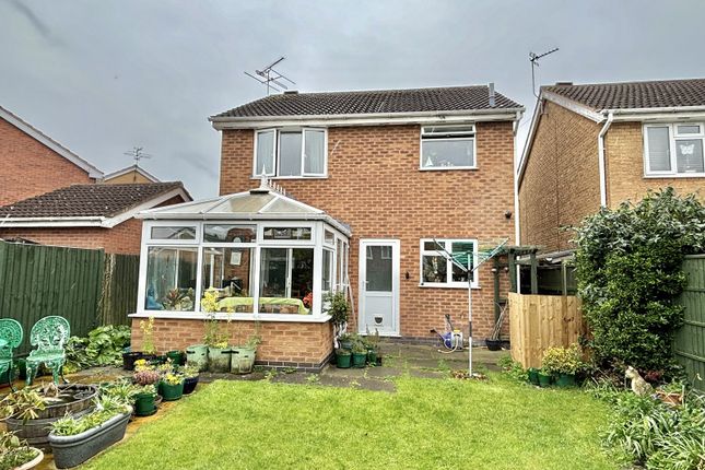 Detached house for sale in Hodson Close, Whetstone, Leicester, Leicestershire.