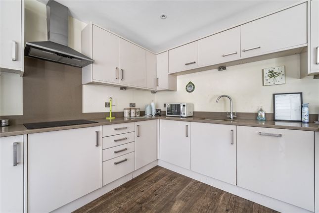 Flat 2, Briar Court, 15, Foxleigh Grange, Woking photo 3