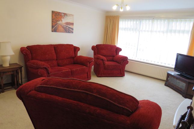 59, York Crescent, Durham photo 2